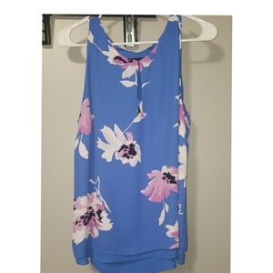 Sleeveless blouse